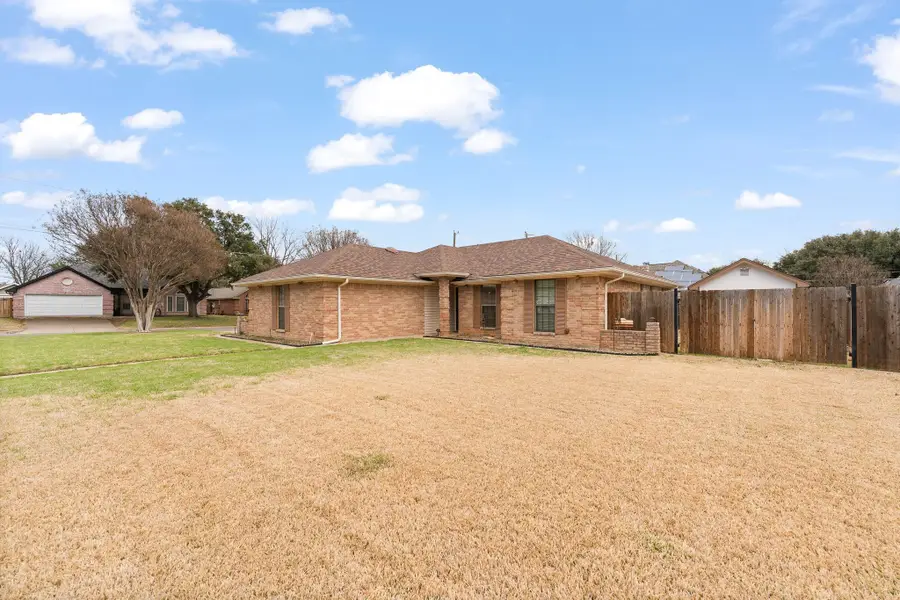 551 Sandgate Drive, Burleson, TX 76028 - #2