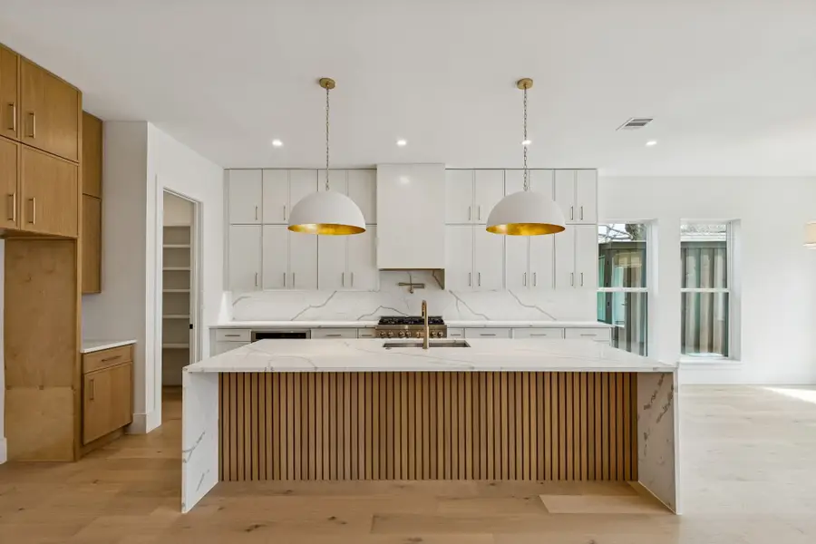 2656 Leta Mae Lane, Dallas, TX 75234 - #3