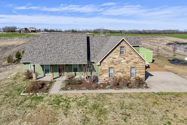 785 Schneider Road, Howe, TX 75459