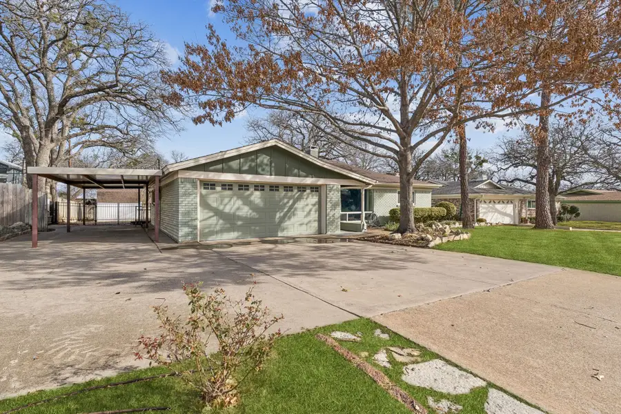 1208 Harris Avenue, Hurst, TX 76053 - #2