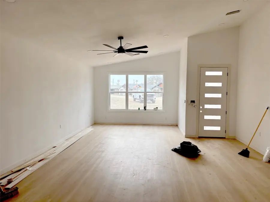 849 Buckboard Drive, De Leon, TX 76444 - #3