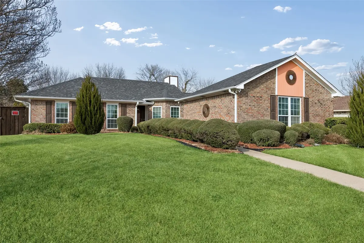 14 Alamosa Drive, Roanoke, TX 76262 - #1