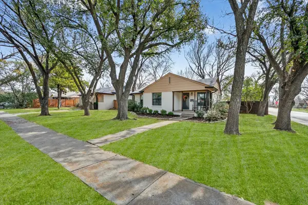 3802 Gaspar Drive, Dallas, TX 75220