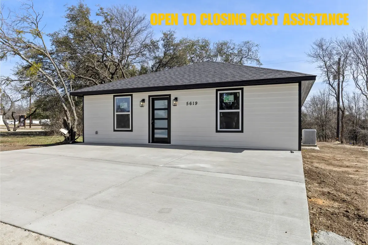 5619 Lake Granbury Trail, Granbury, TX 76048 - #1