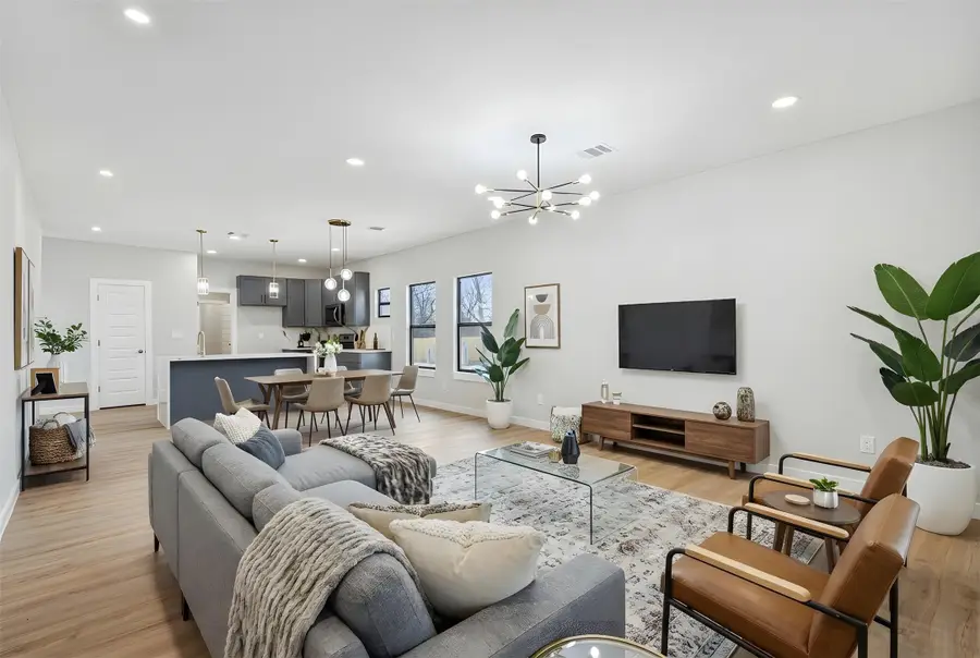 1502 E Ann Arbor Avenue, Dallas, TX 75216 - #2