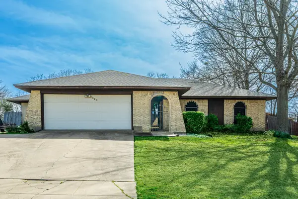 3324 Lookout Drive, Fort Worth, TX 76140