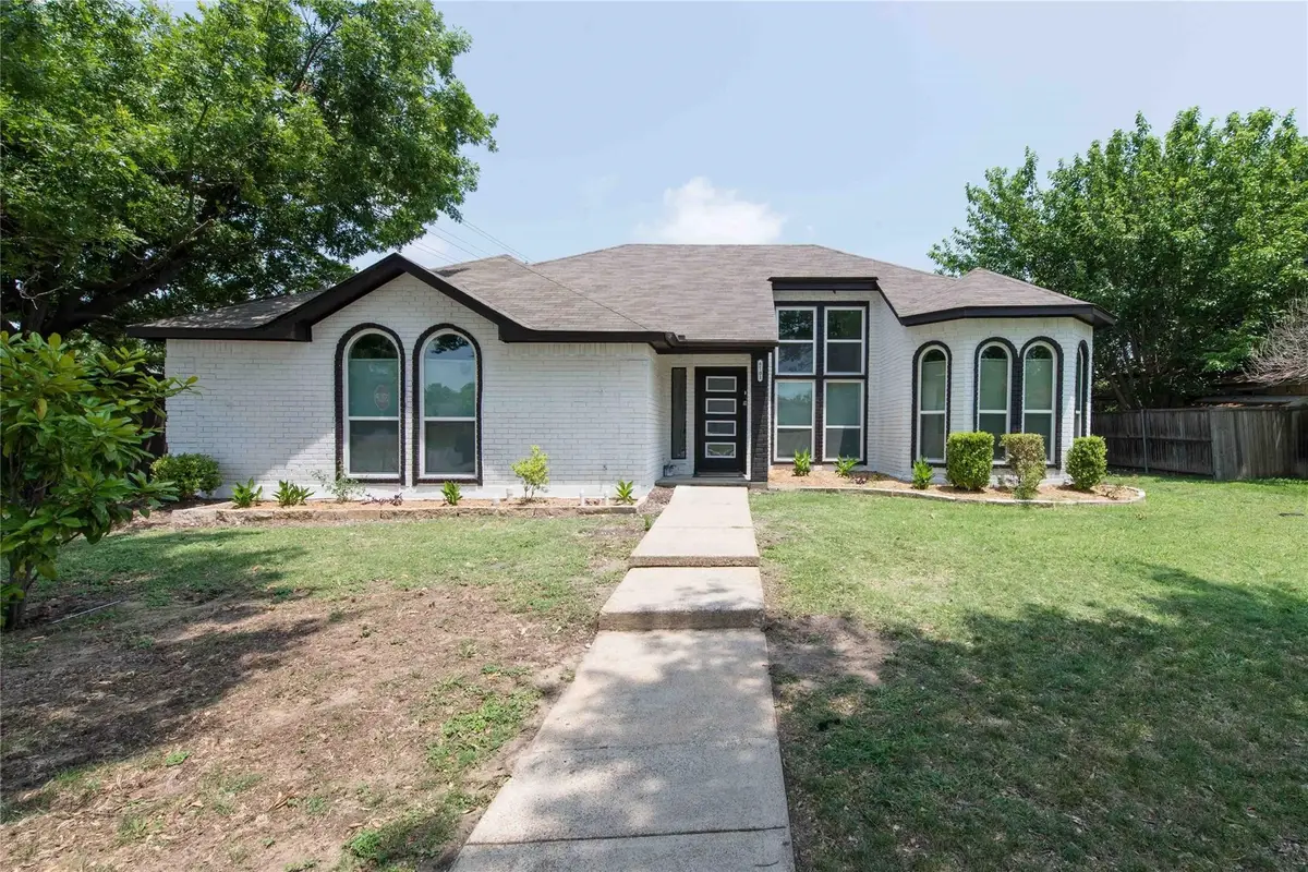 8701 Woodlake Drive, Rowlett, TX 75088 - #1