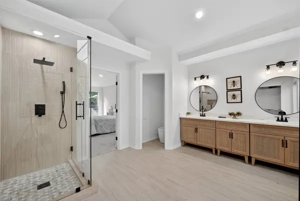 2217 Mediterranean Avenue, Arlington, TX 76011