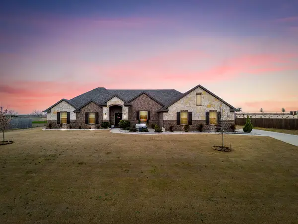 161 Highgate Drive, Venus, TX 76084