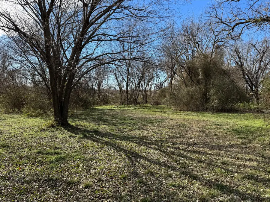 1107 Field Street, Gainesville, TX 76240 - #2