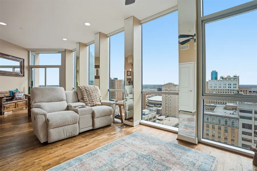 500 Throckmorton Street #2111, Fort Worth, TX 76102 - #2