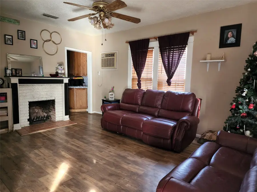 310 S Mockingbird Lane, Abilene, TX 79605 - #2