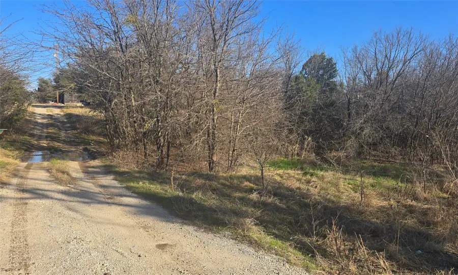 2833 Highland Road, Springtown, TX 76082 - #2