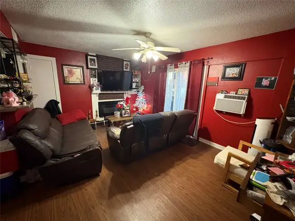 7152 Fair Oaks Avenue #1022, Dallas, TX 75231