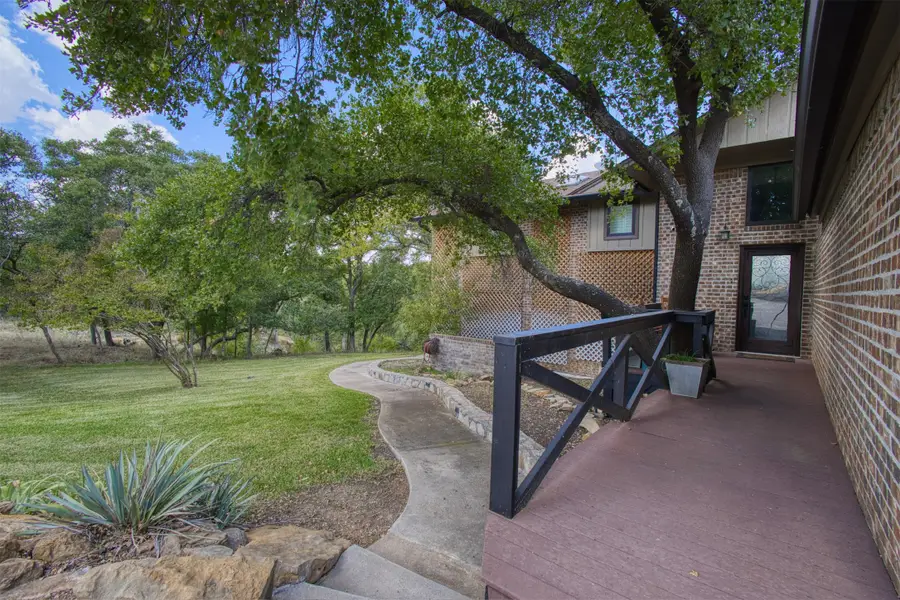 8550 Lakewood Drive, Brownwood, TX 76801 - #2