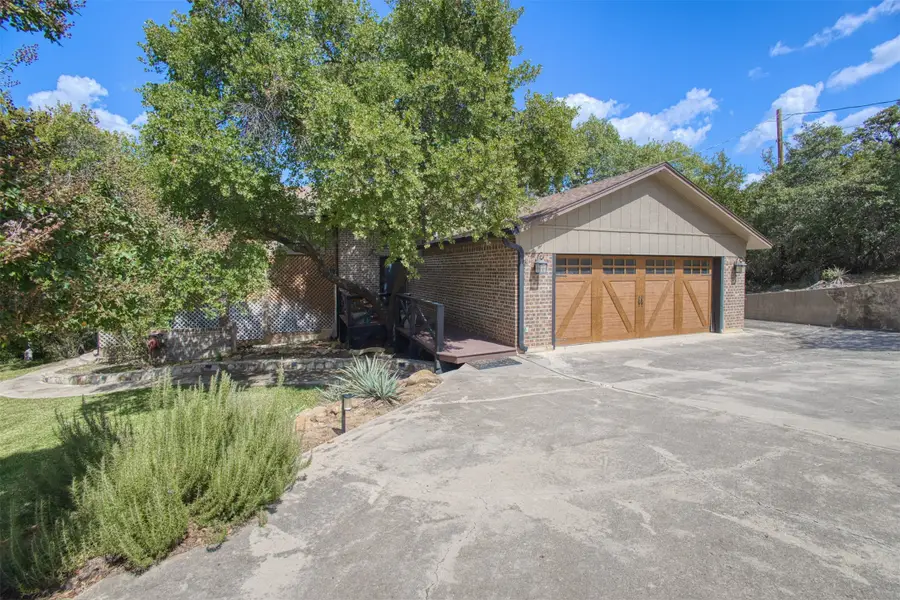 8550 Lakewood Drive, Brownwood, TX 76801 - #3