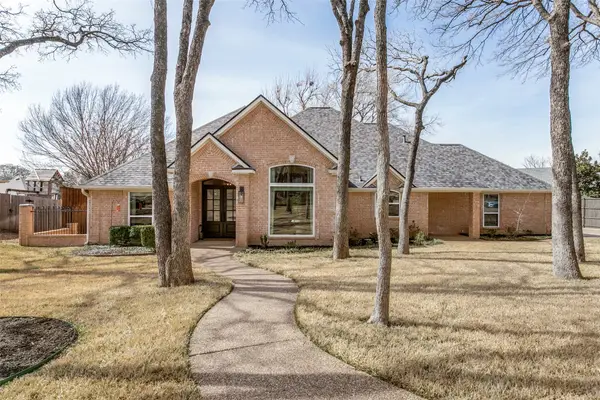 812 Greenbriar Drive, Keller, TX 76248