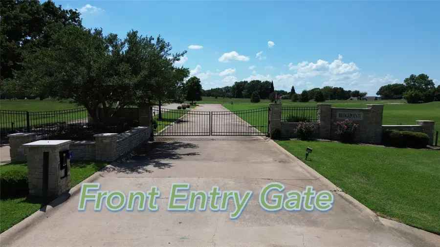 105 Lakeside Drive, Malakoff, TX 75148 - #2