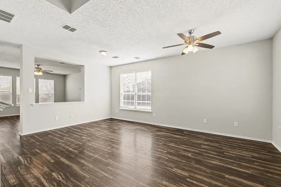 7505 Cresswell Drive, Arlington, TX 76001 - #2