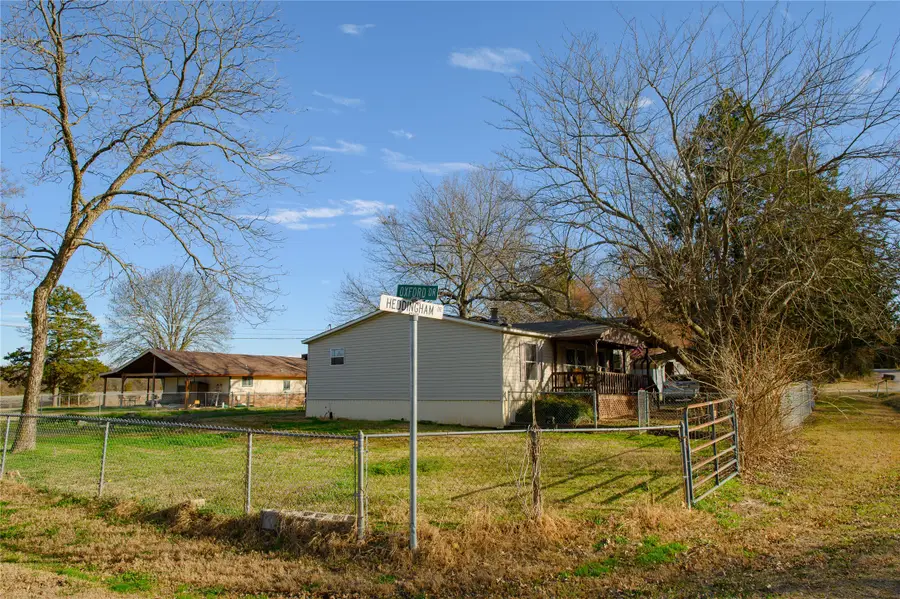 336 Heddingham Drive, Gordonville, TX 76245 - #3
