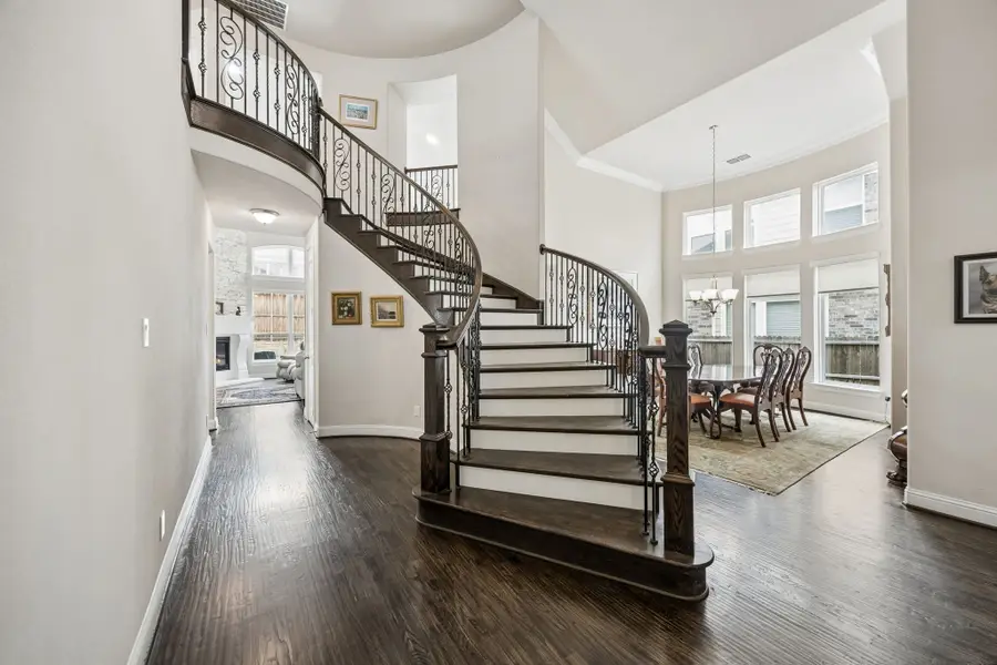 344 Birchwood Way, Irving, TX 75063 - #2