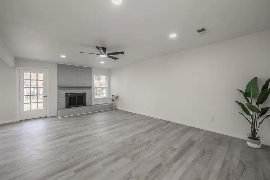 1921 Guinevere Street, Arlington, TX 76014 - #3