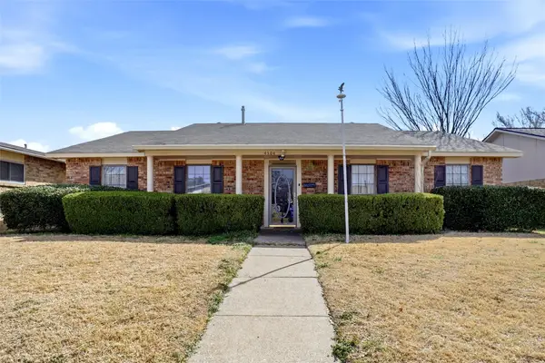 4304 Woodbluff Drive, Mesquite, TX 75150