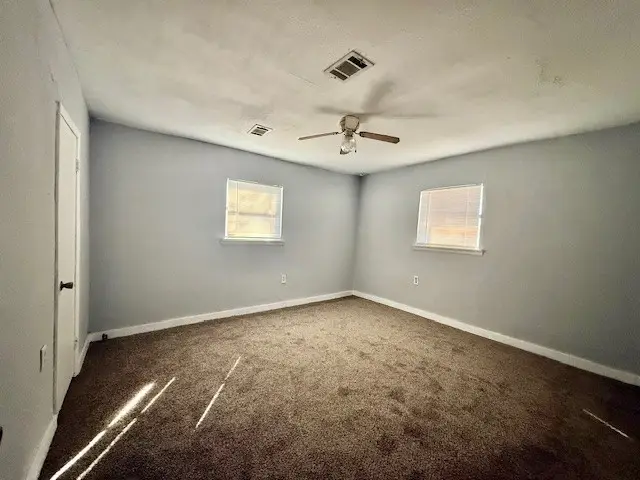 1471 10th Street Ne, Paris, TX 75460 - #2