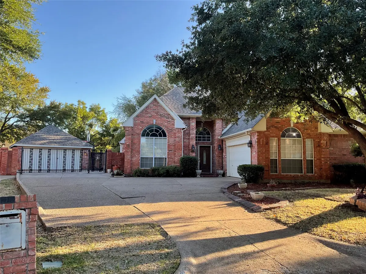 2102 Hunter Place Lane, Arlington, TX 76006 - #1