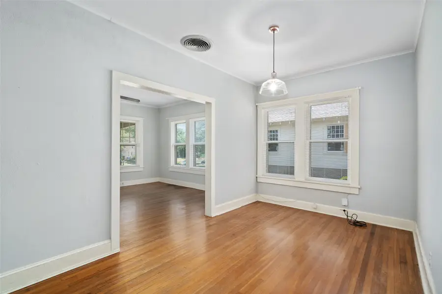 2619 S Adams Street, Fort Worth, TX 76110 - #3