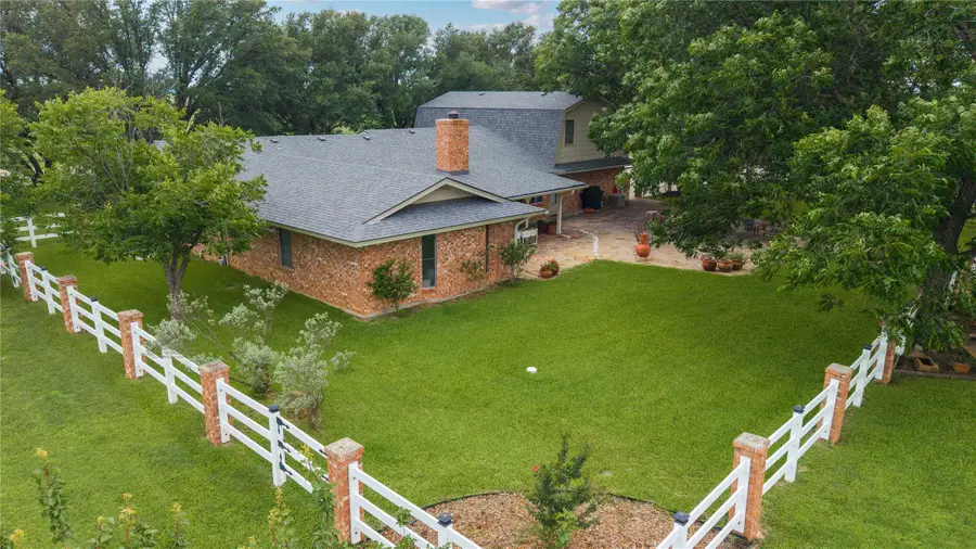 4700 Oak Ridge Drive, Brownwood, TX 76801 - #2