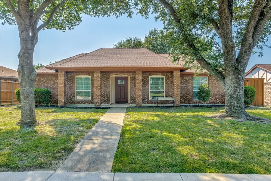 1016 Ledgemont Drive, Plano, TX 75025 - #2