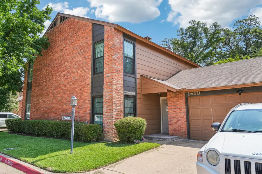 1610 Brentwood Drive, Irving, TX 75061 - #2
