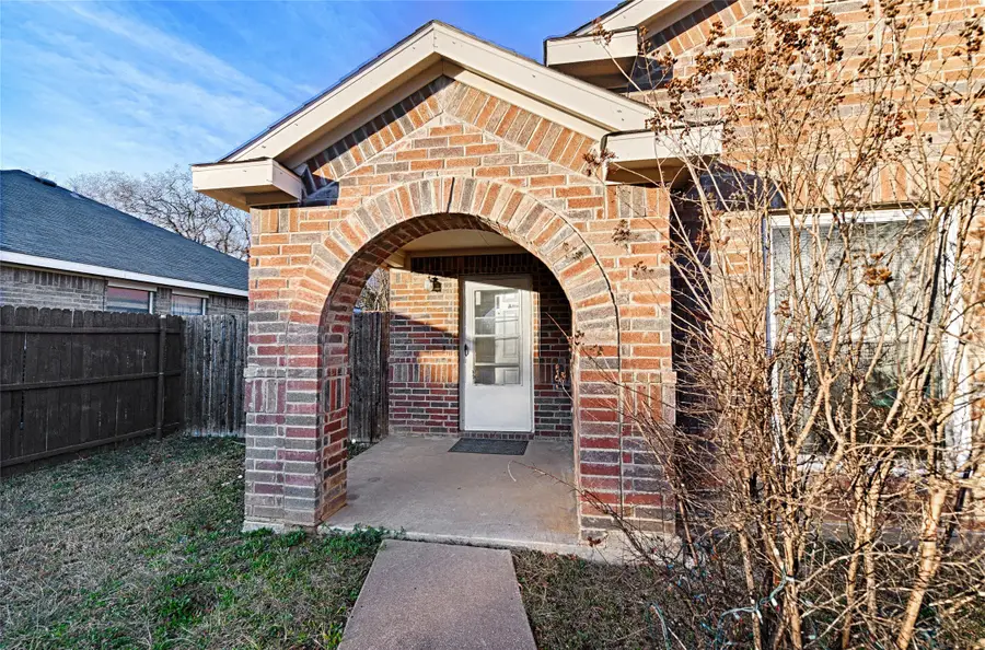 4545 Forest Glen Drive, Forest Hill, TX 76119 - #3