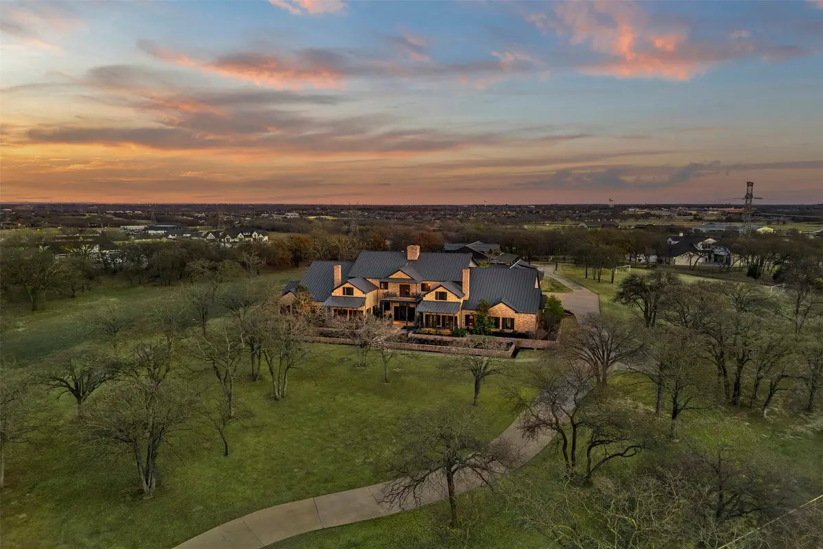 1096 Roadrunner Road, Bartonville, TX 76226 - #1