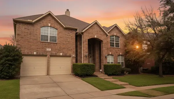 841 Carolina Way, Lantana, TX 76226