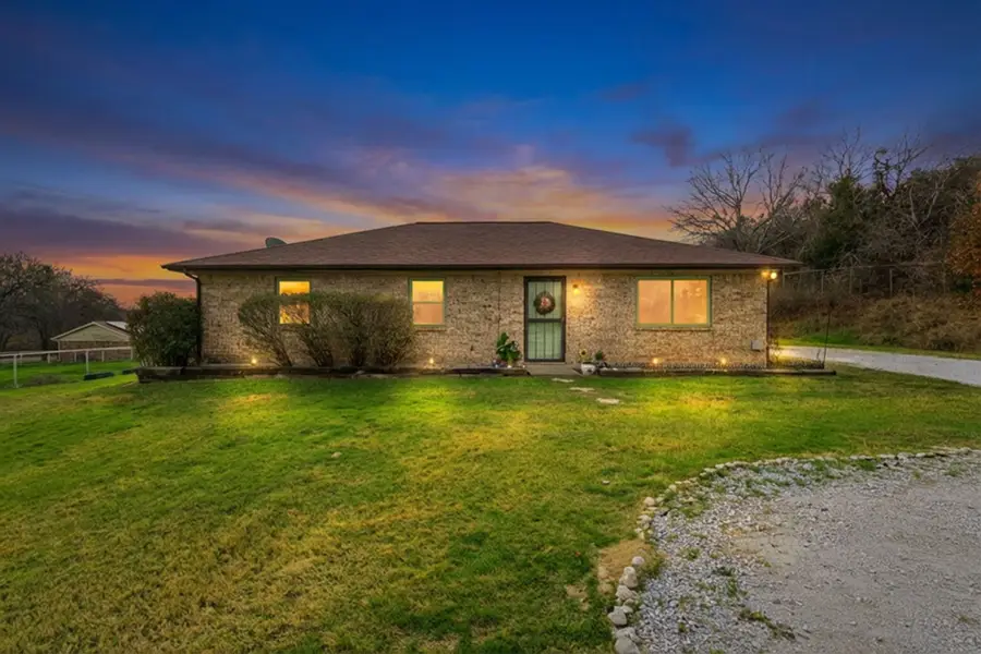 301 Calhoun Bend, Azle, TX 76020 - #2