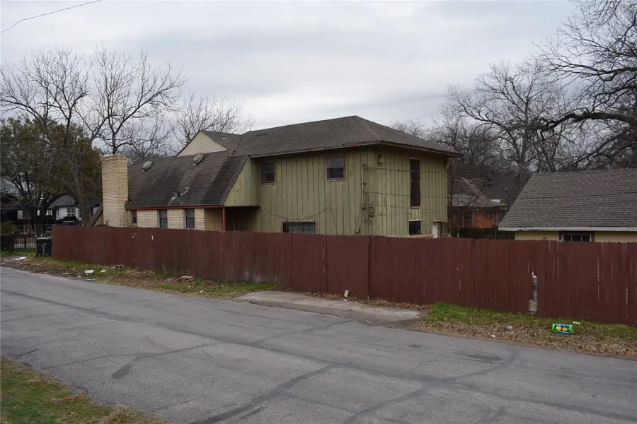 1801 Michigan Avenue, Dallas, TX 75216 - #3