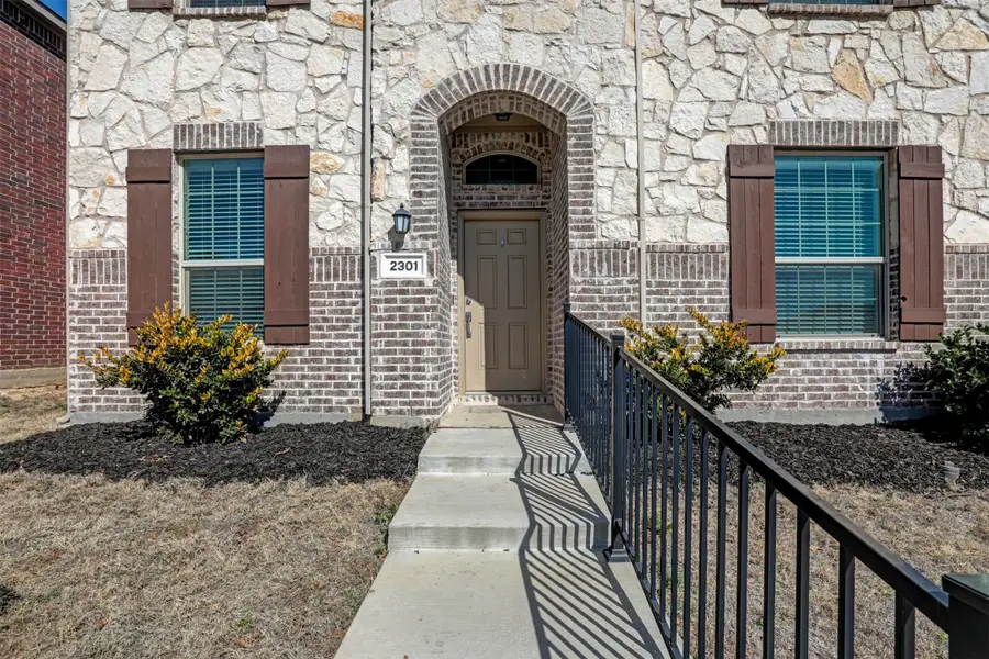 2301 Pyrite Drive, Savannah, TX 76227 - #2