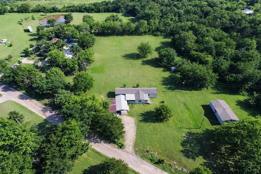 400 Avenue D, Point, TX 75472 - #2