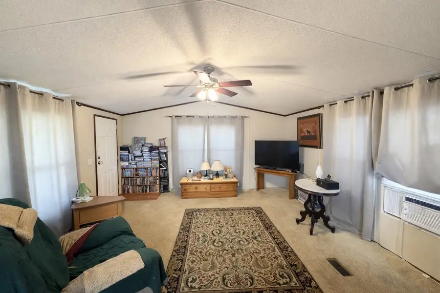 400 Avenue D, Point, TX 75472 - #3