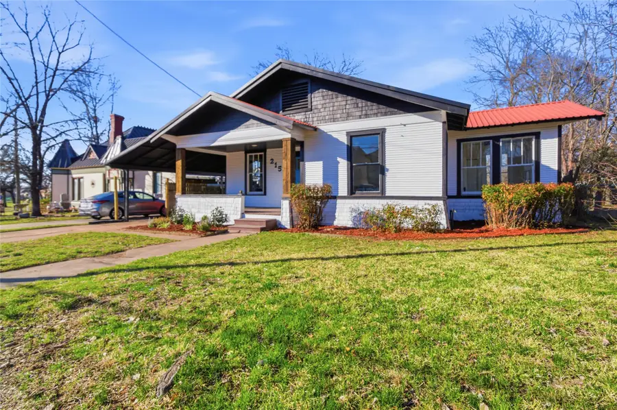 215 E 12th Street, Bonham, TX 75418 - #3