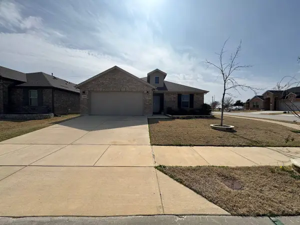 2400 Briarhurst Court, Denton, TX 76207