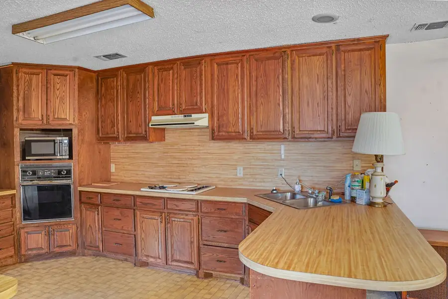 291 Farm Road 3132, Klondike, TX 75448 - #3