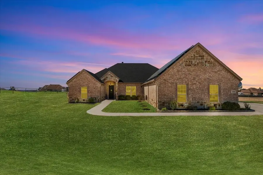 139 Stanford Lane, Springtown, TX 76082 - #3