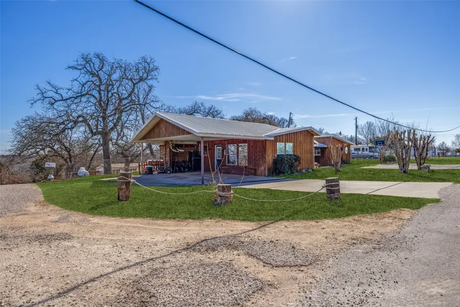 172 Mohawk Drive, Gordonville, TX 76245 - #2