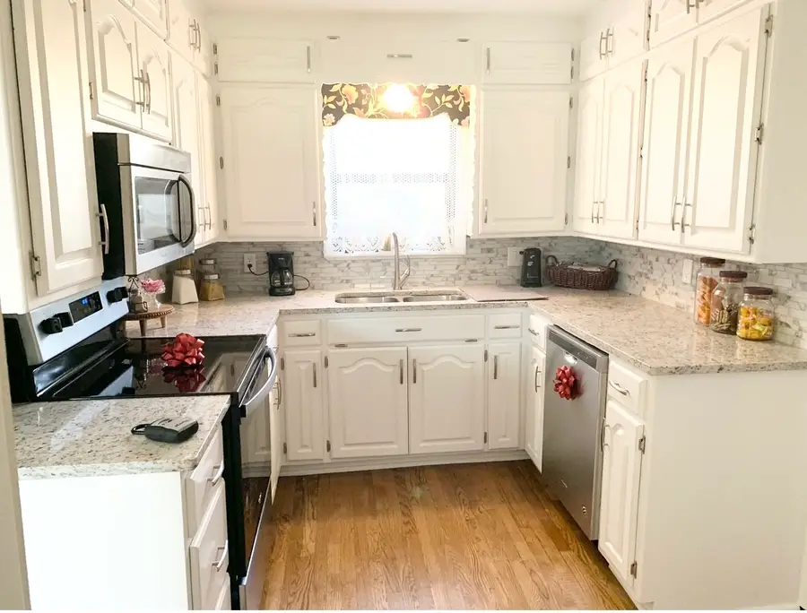 429 S Broadway Street, Bells, TX 75414 - #2