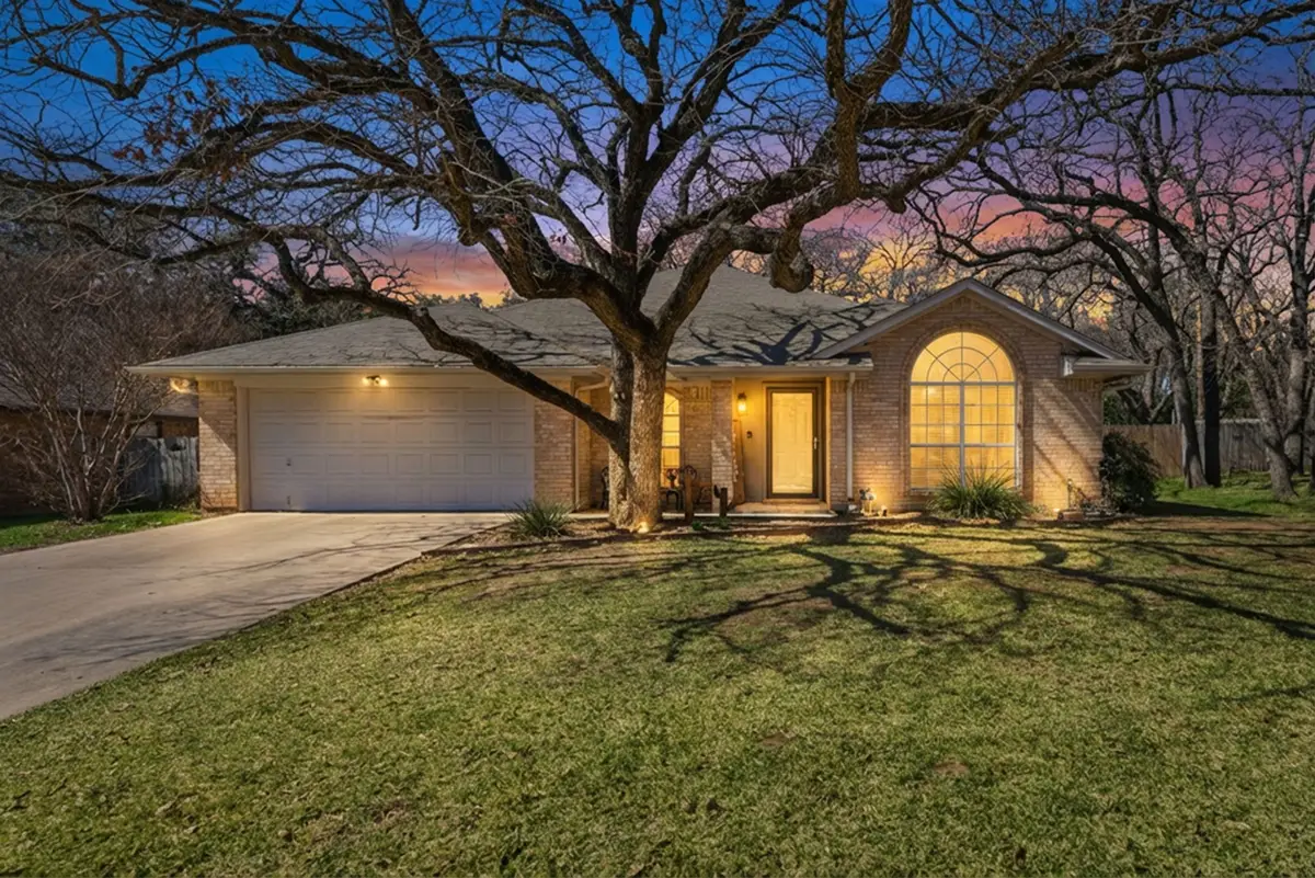 945 Lake Ridge Drive, Azle, TX 76020 - #1