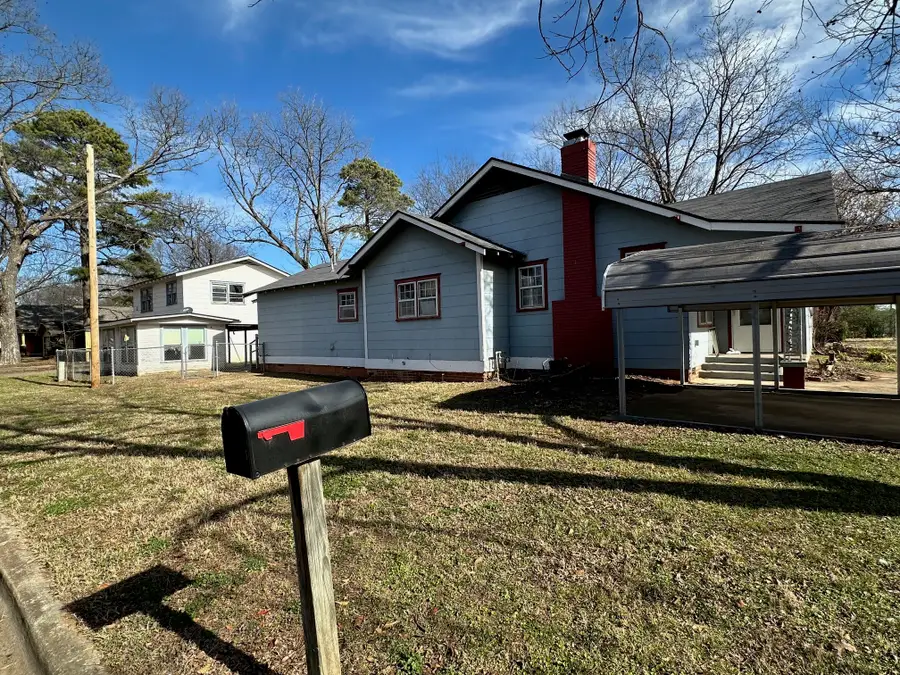 324 W Plum Street, Durant, OK 74701 - #2