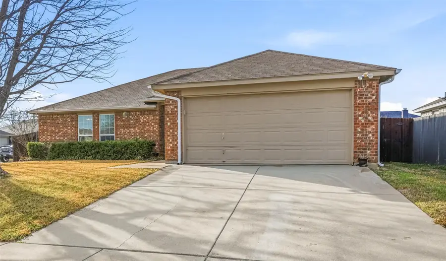 501 Nathan Street, Saginaw, TX 76179 - #3